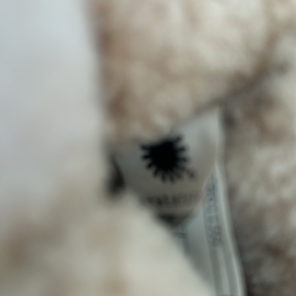 UGG boots - Picture 10 of 11